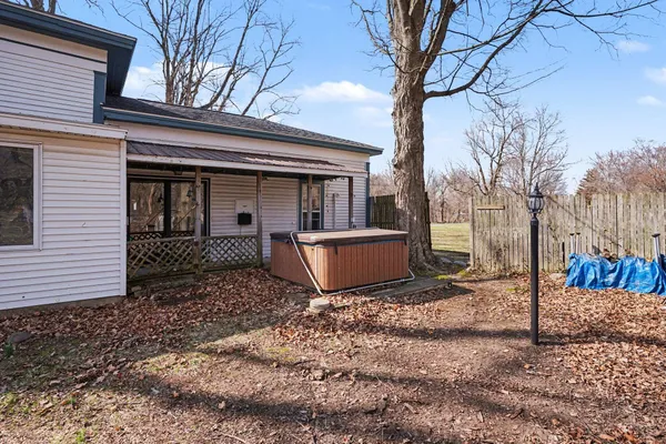 $219,000 | 01901 County Road 681, Grand Junction, MI 49056