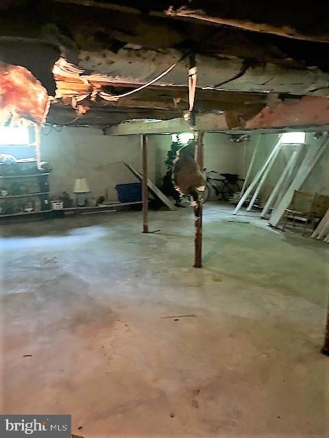 51 Moore Lane Falling Waters, WV 25419 - Photo 40 of 47 a view of a garage