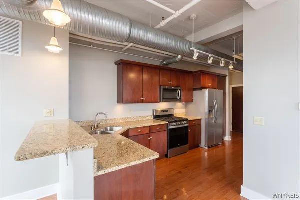 $319,000 | 222 1st Street, Unit 902, Niagara Falls, NY 14303