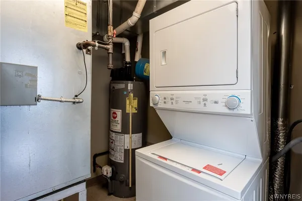 $319,000 | 222 1st Street, Unit 902, Niagara Falls, NY 14303