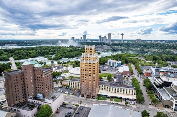 $319,000 | 222 1st Street, Unit 902, Niagara Falls, NY 14303