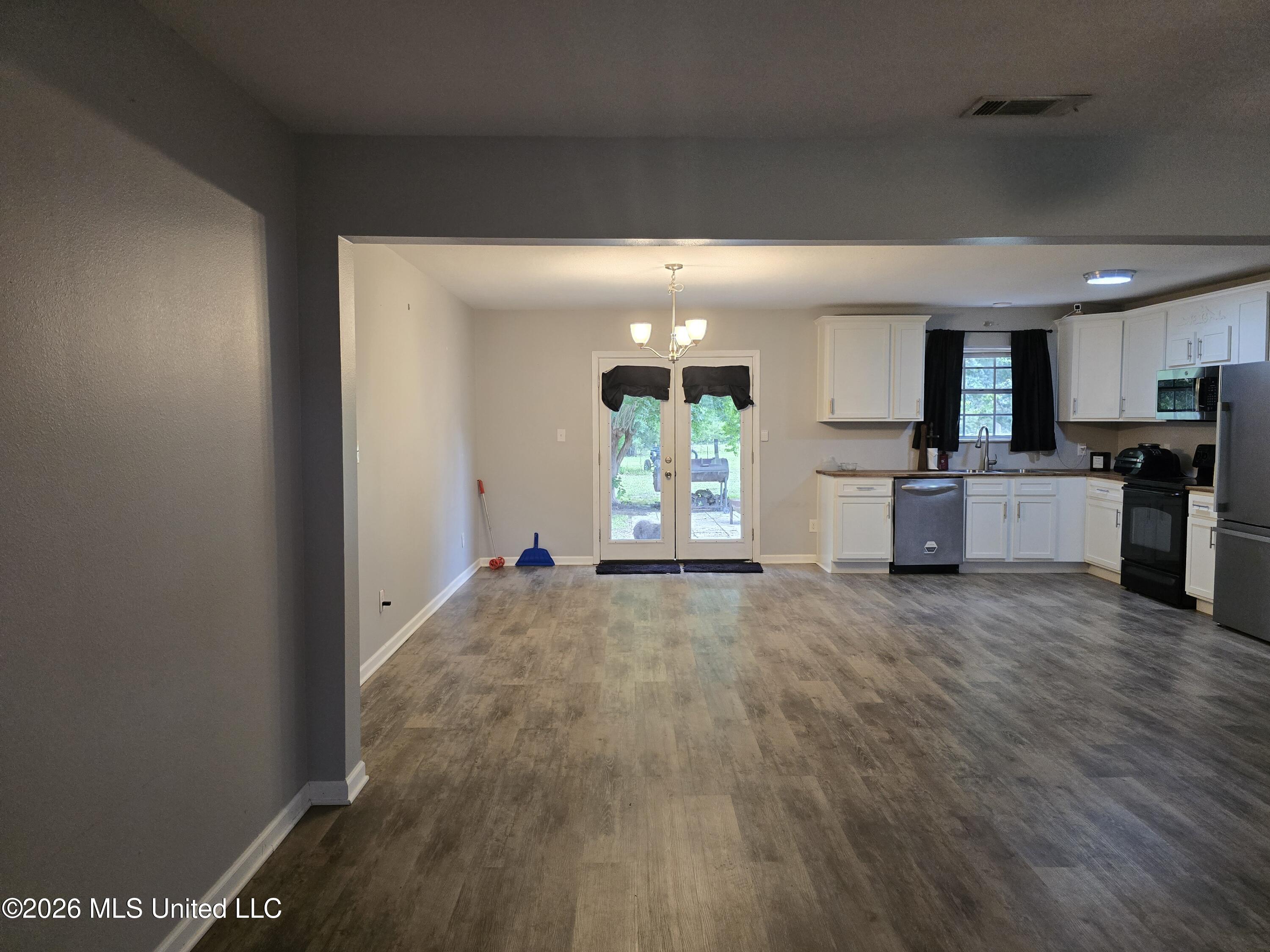 14200 Timber Ridge Drive Moss Point, MS 39562 - Photo 10 of 26 1000014095