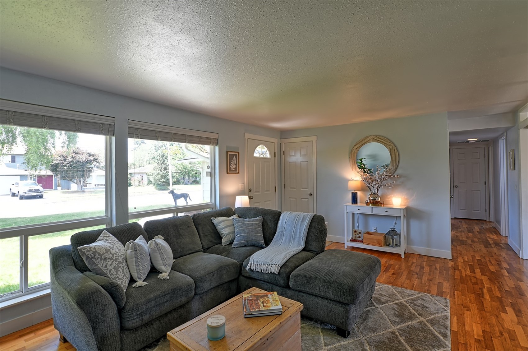 1052 Redmond Avenue Northeast Renton, WA 98056 - Photo 5 of 28 Gallery Image 5
