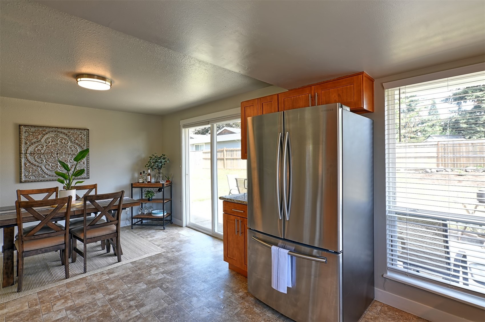 1052 Redmond Avenue Northeast Renton, WA 98056 - Photo 8 of 28 Gallery Image 8