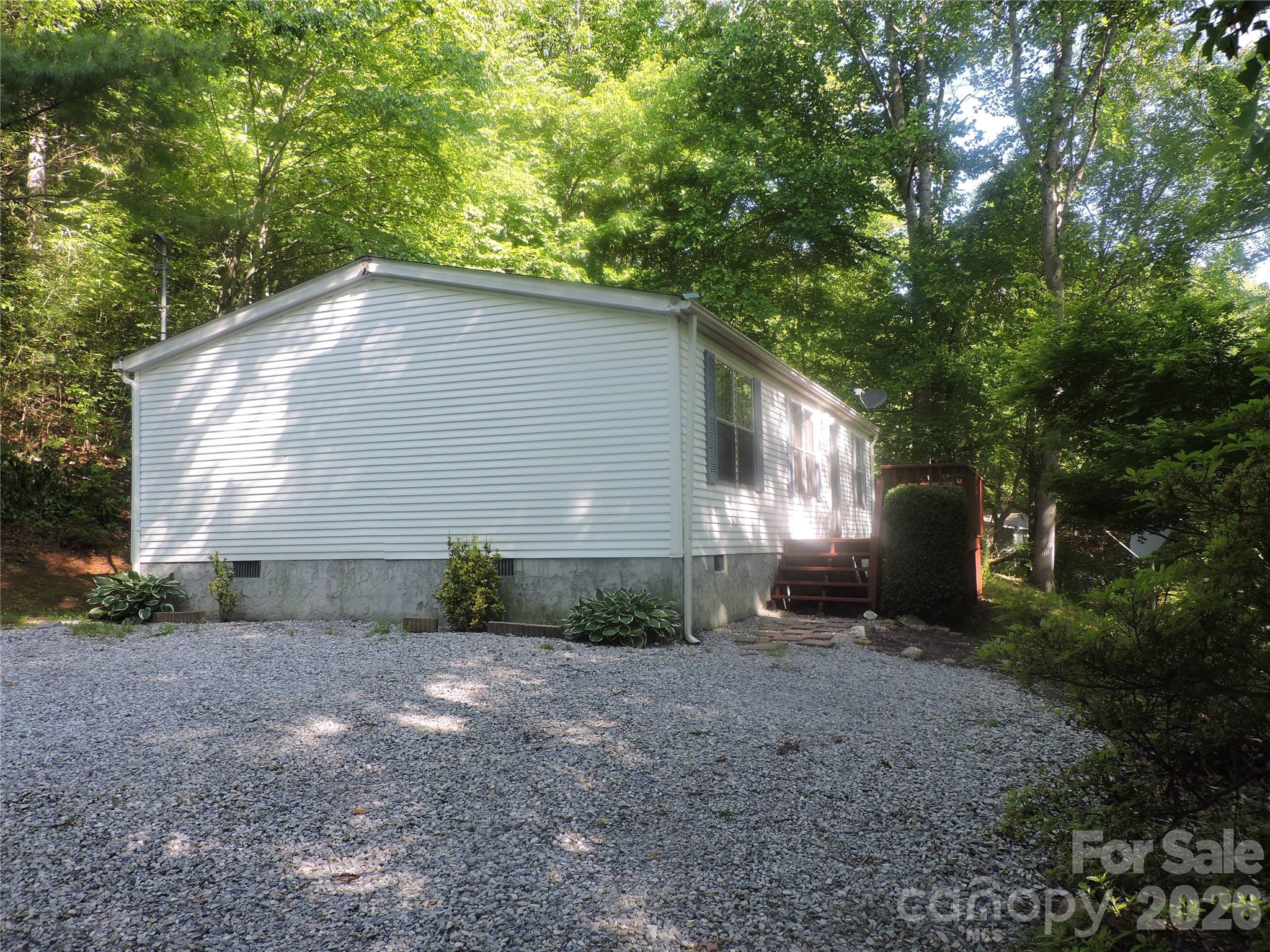 2271 Gouges Creek Road Spruce Pine, NC 28777 - Photo 3 of 37