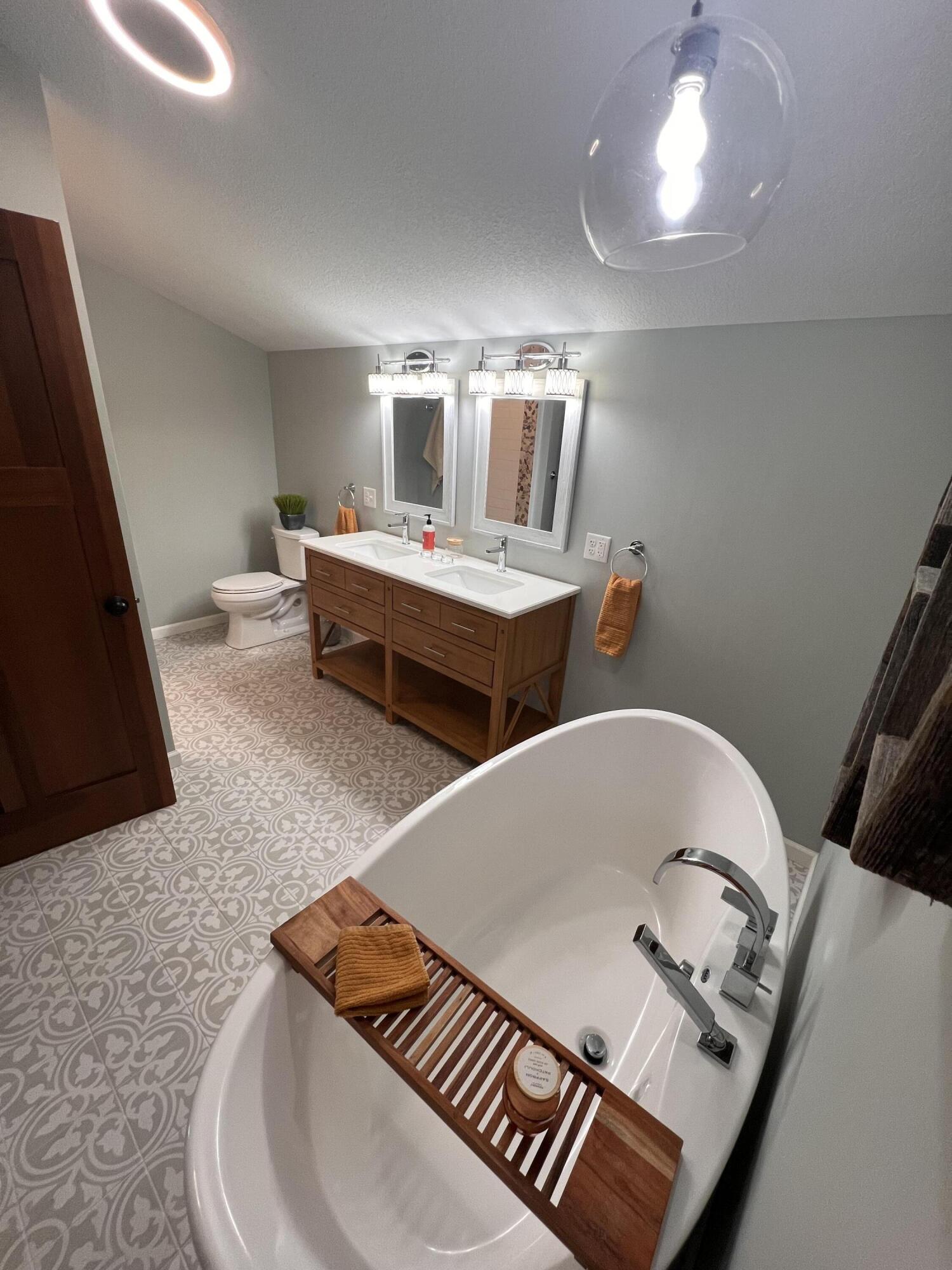 3776 North Sturgeon Road Midland, MI 48642 - Photo 22 of 41 IMG_3872