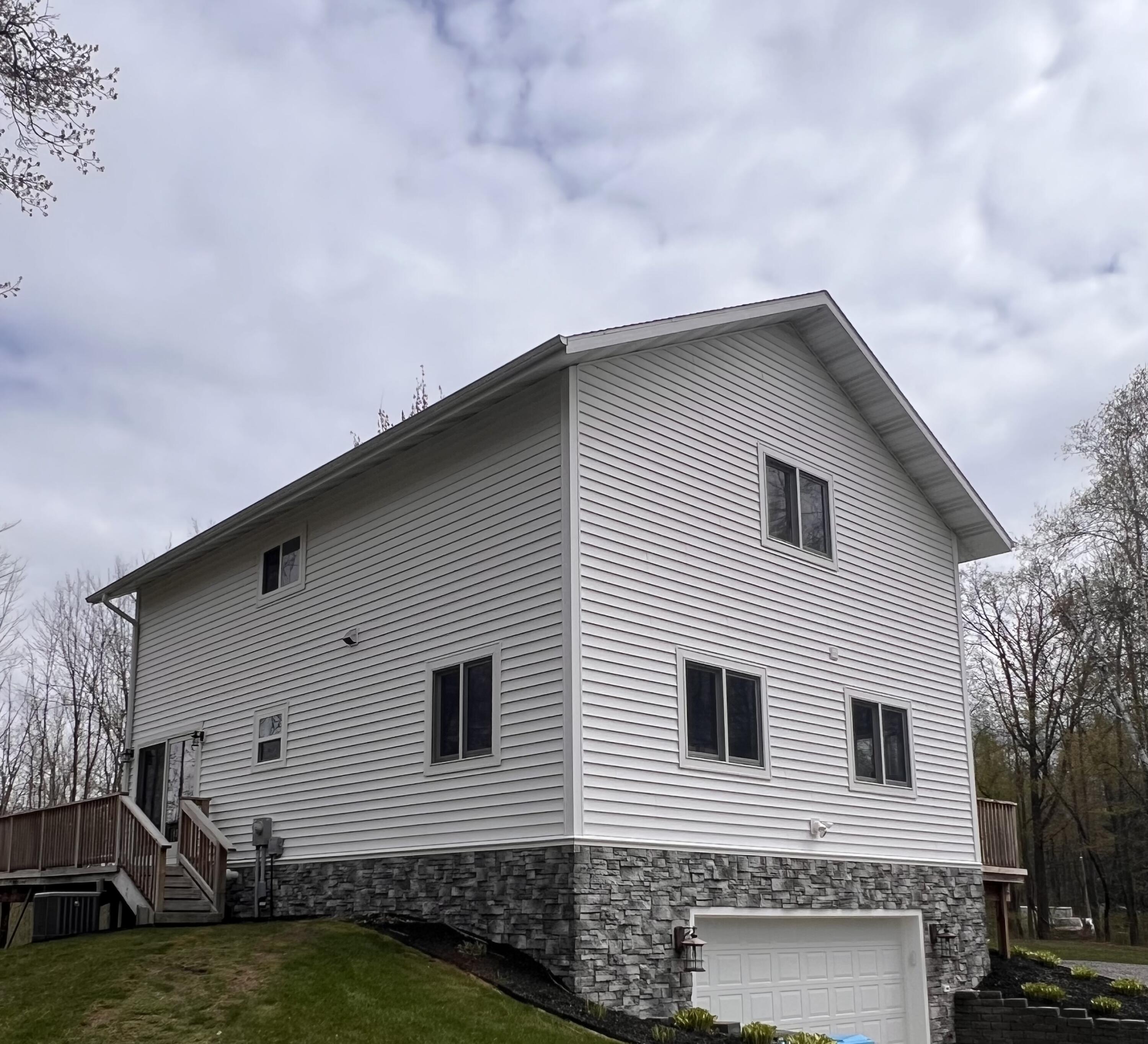 3776 North Sturgeon Road Midland, MI 48642 - Photo 3 of 41 IMG_3938