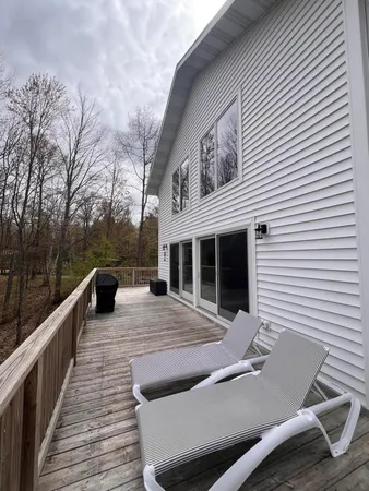 $499,900 | 3776 North Sturgeon Road, Midland, MI 48642