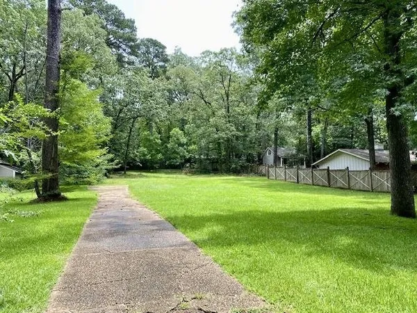 $87,500 | 4532 Eastwood Road, Unit 14, Jackson, MS 39211