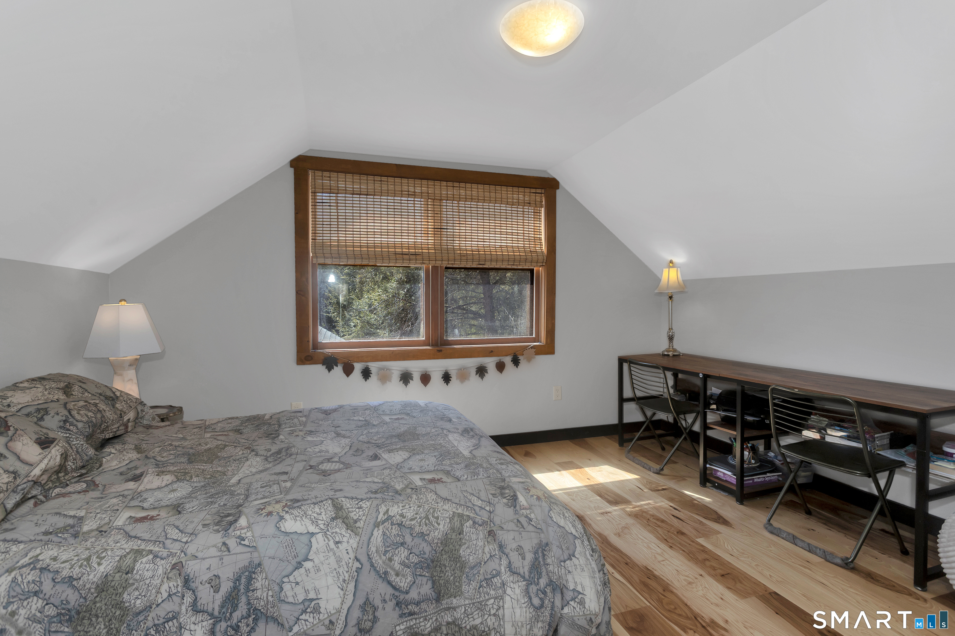 174 South Grand Street Suffield, CT 06093 - Photo 29 of 40