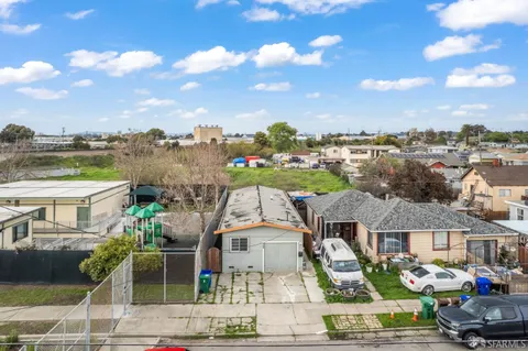 $450,000 | 449 Lucas Avenue, Richmond, CA 94801