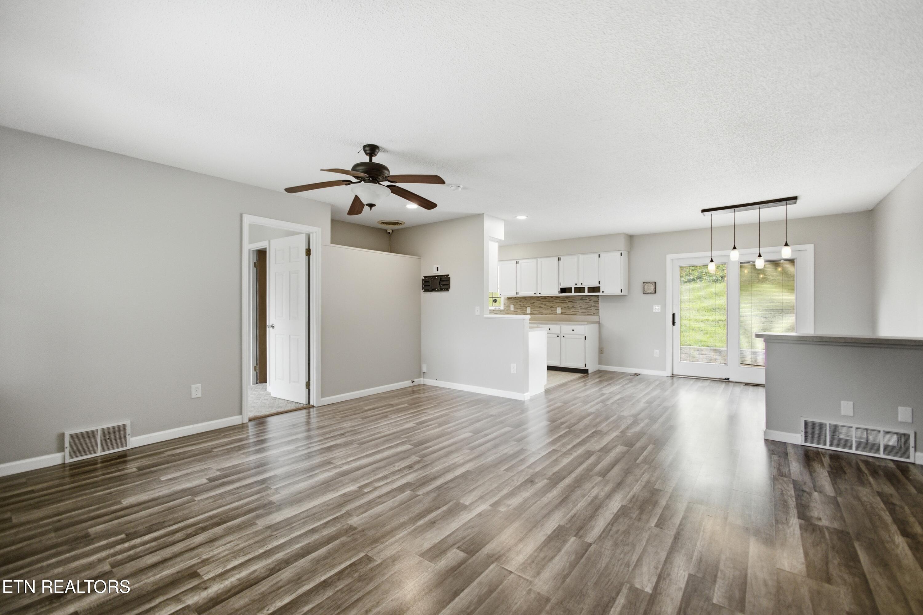 219 High Point Orchard Road Kingston, TN 37763 - Photo 11 of 60 SPOT2396