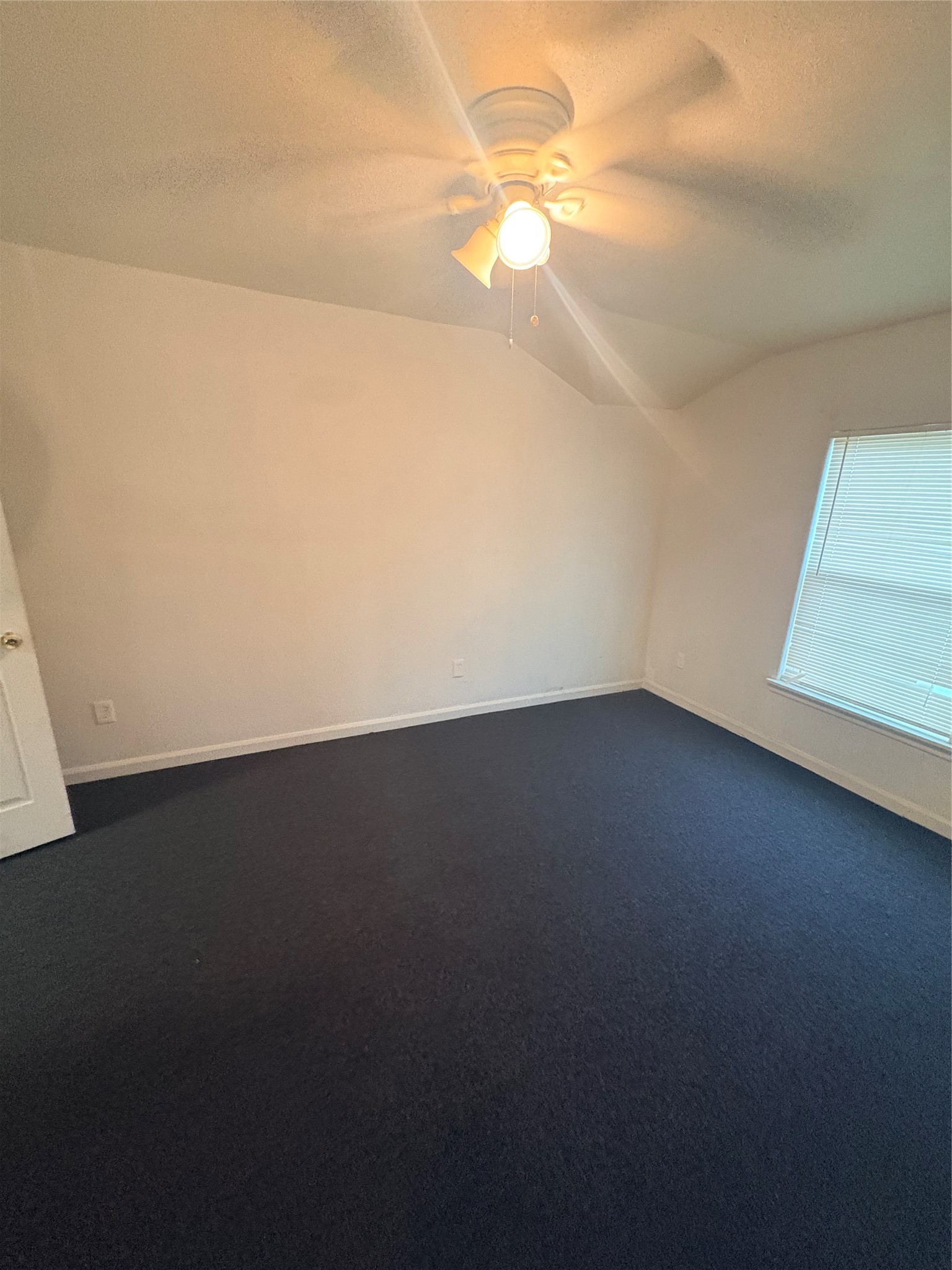 5510 Chennault Road Houston, TX 77033 - Photo 6 of 10