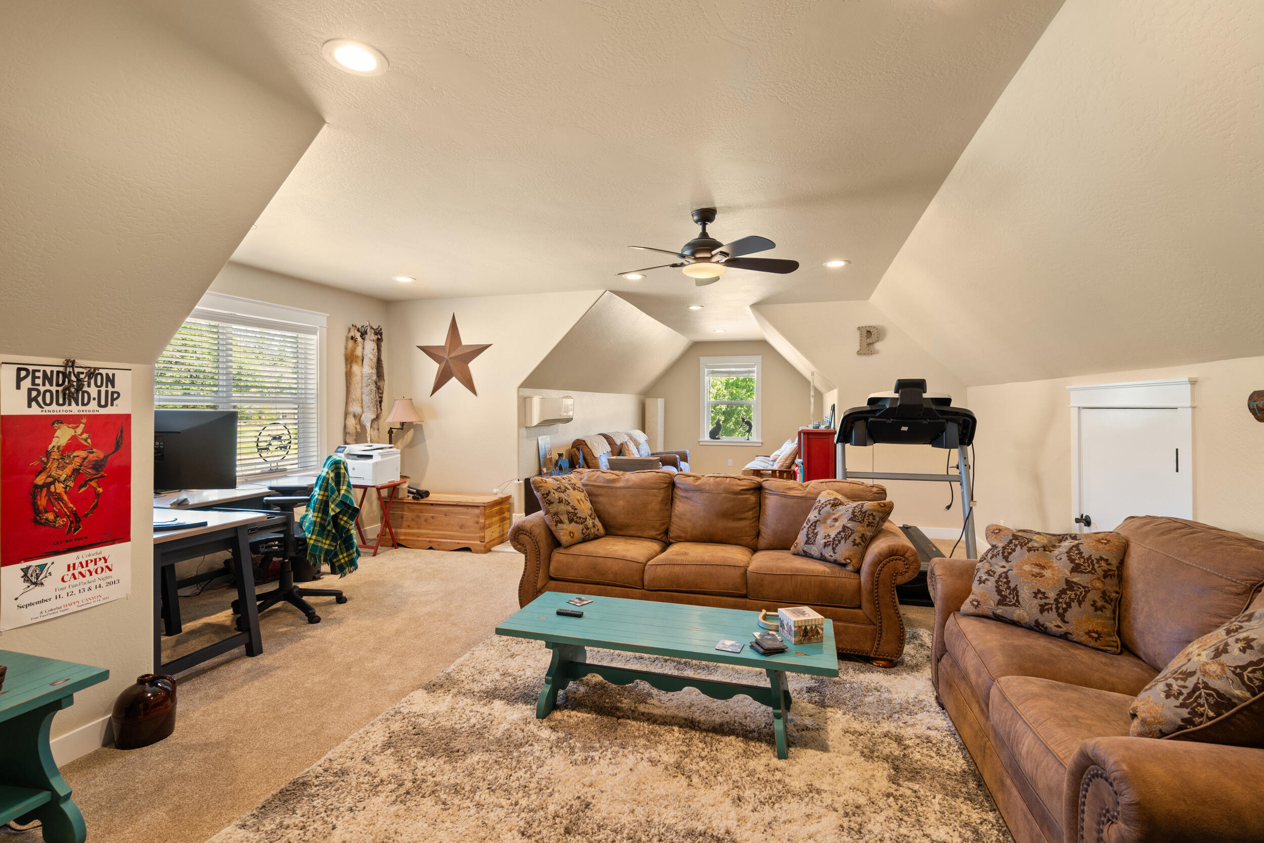 7765 Colonial Way Central Point, OR 97502 - Photo 29 of 50 Family Recreation Room Upstairs