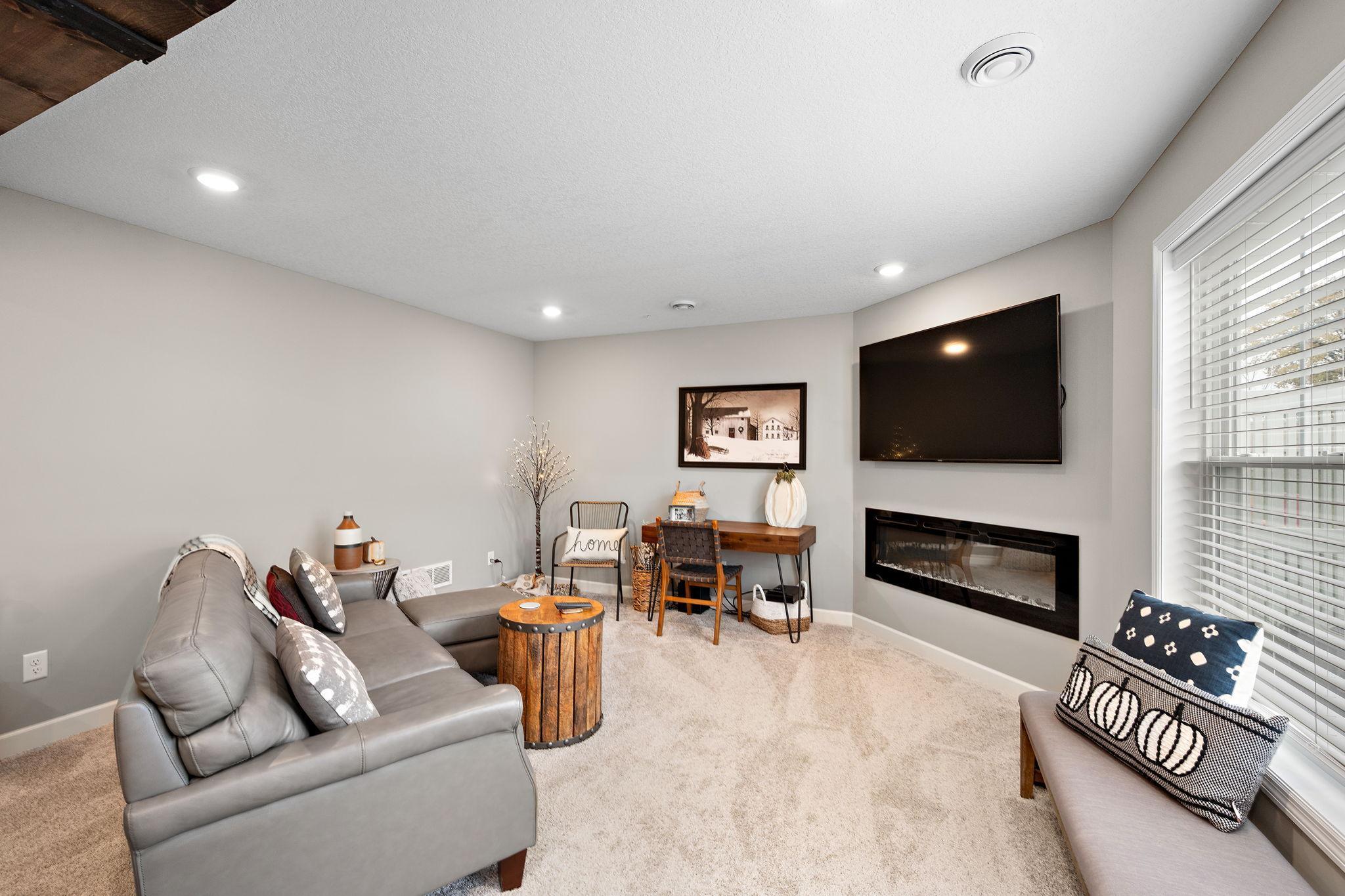 2170 Jasper Court Hugo, MN 55038 - Photo 8 of 20