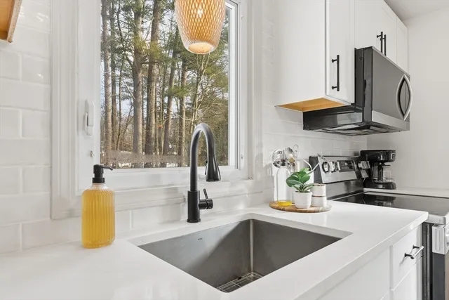 $334,900 | 183 Ventura Street, Ludlow, MA 01056