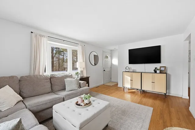 $334,900 | 183 Ventura Street, Ludlow, MA 01056