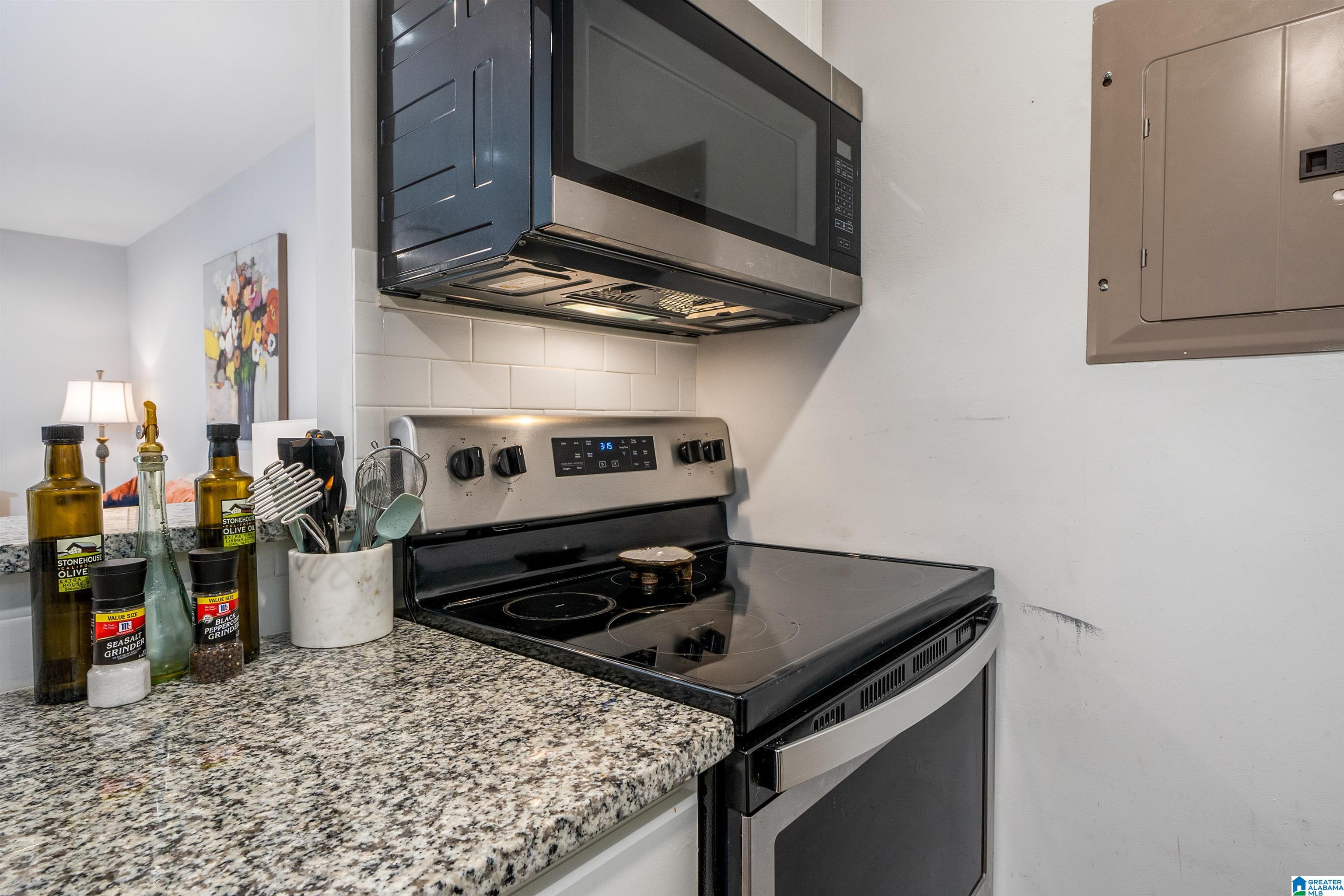 3350 Altamont Road South, Unit C14 Birmingham, AL 35205 - Photo 14 of 27