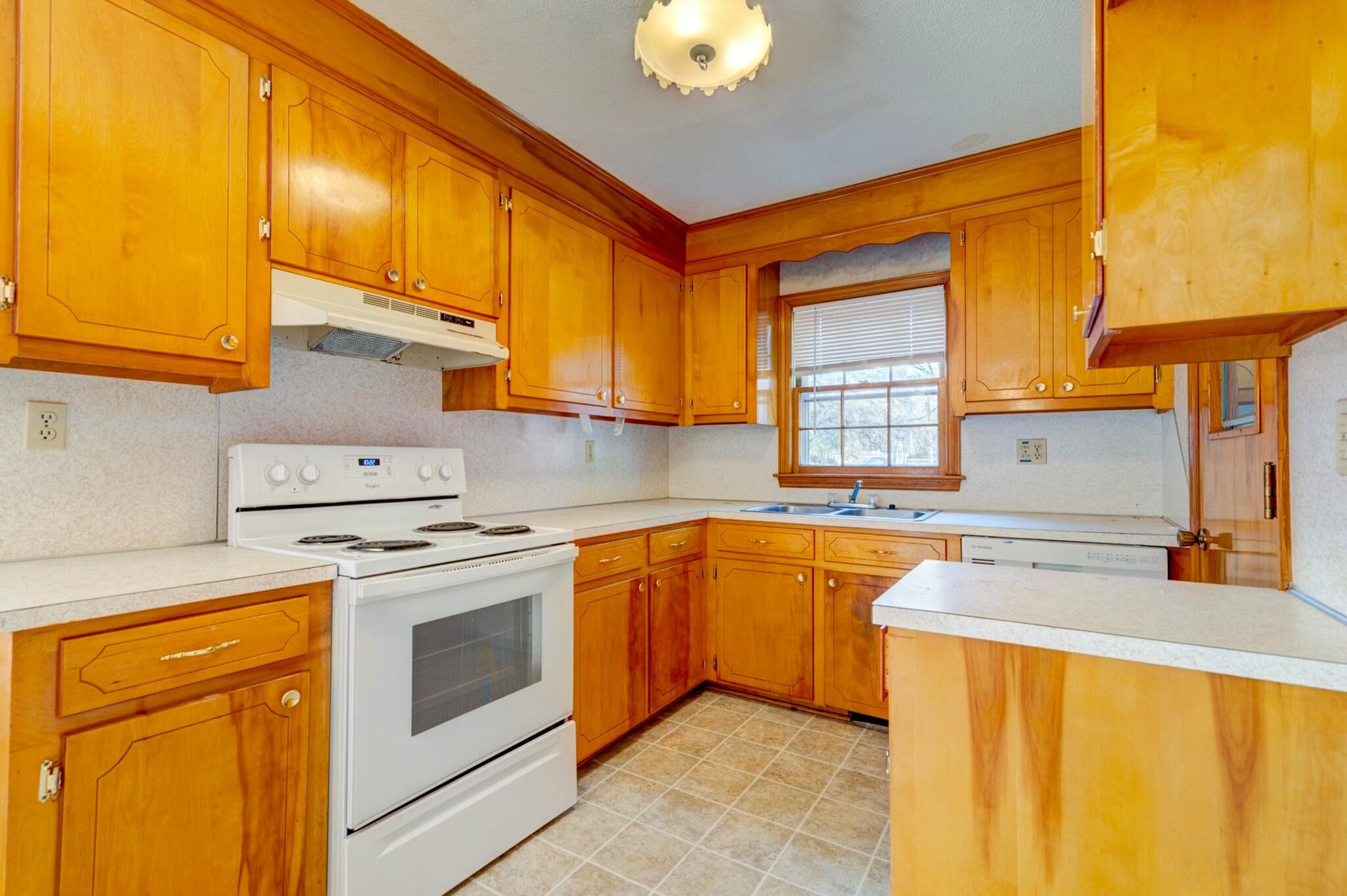 4325 Bream Road North Charleston, SC 29418 - Photo 5 of 27 tempImagew5FE7o