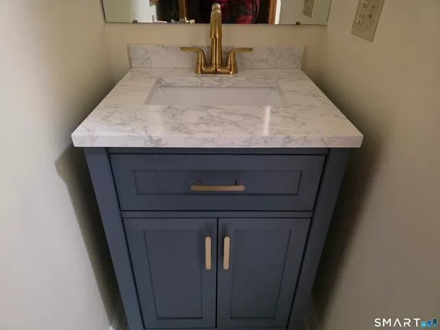 $3,500 | 29 Brook Pine Drive, Shelton, CT 06484