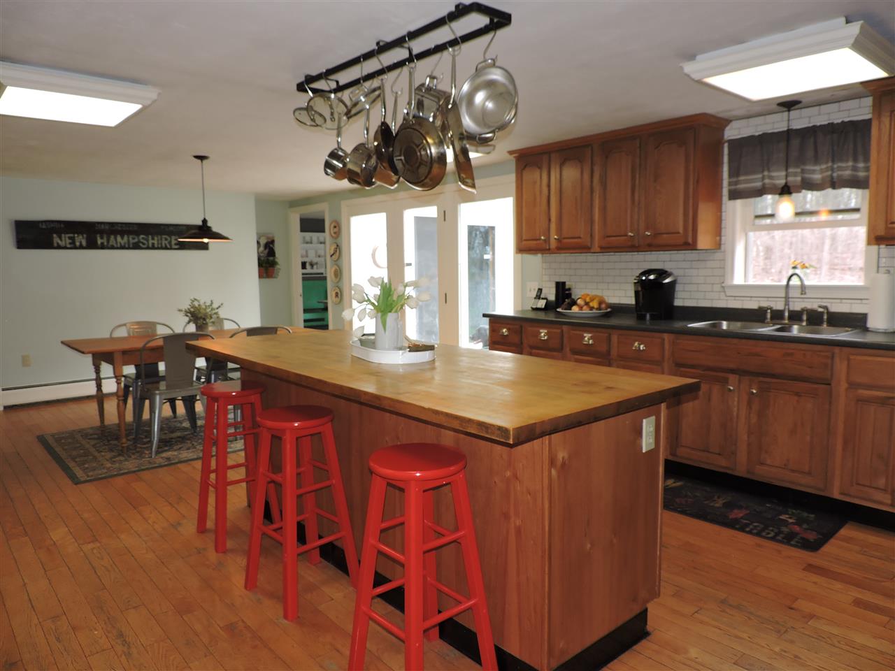 334 N Road Salisbury, NH 03235 - Photo 8 of 33