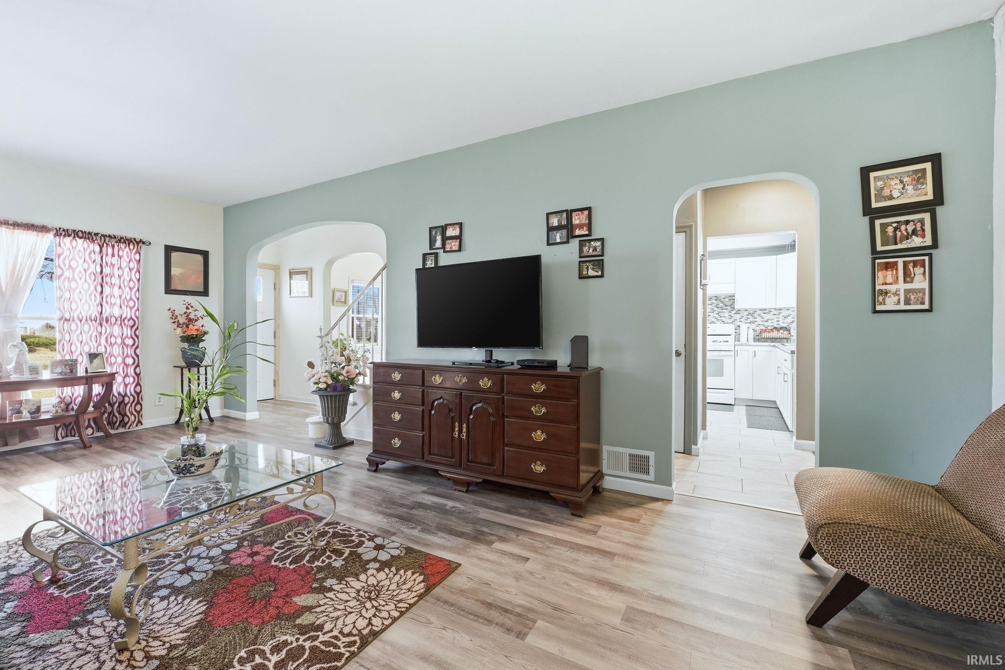 818 East Rudisill Boulevard Fort Wayne, IN 46806 - Photo 4 of 17
