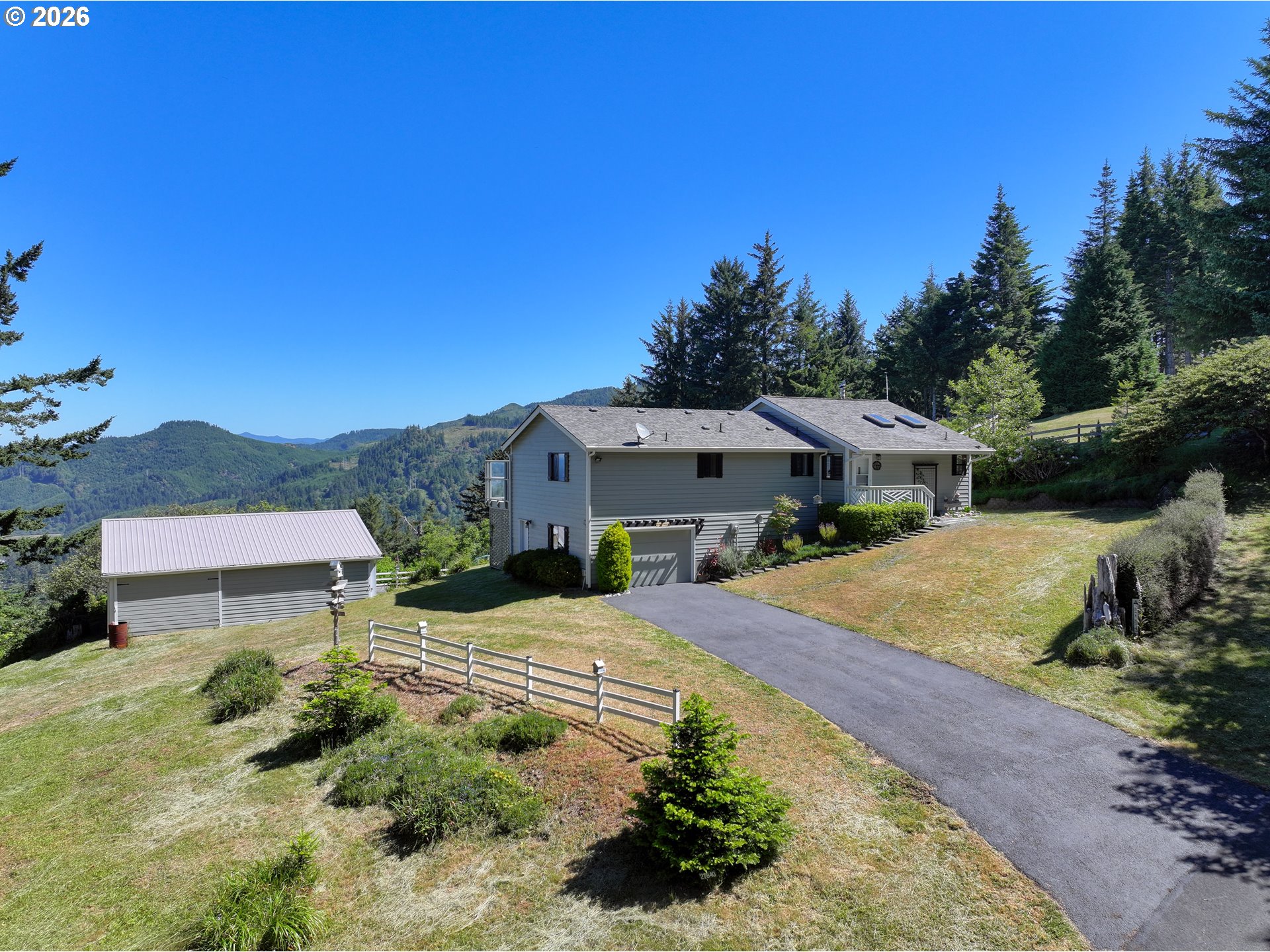 27840 Thimbleberry Road Gold Beach, OR 97444 - Photo 30 of 43