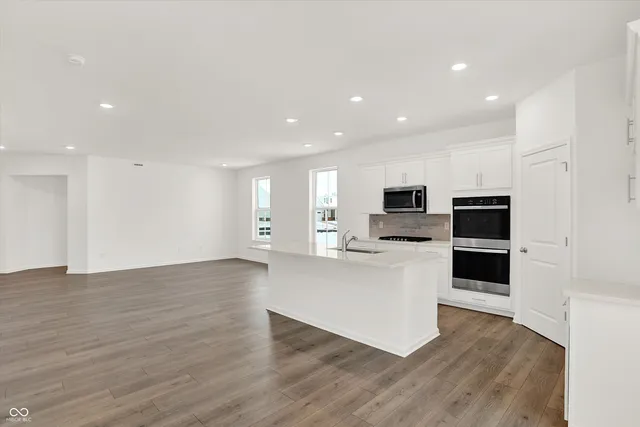 $379,990 | 18452 Depoe Lane, Westfield, IN 46074