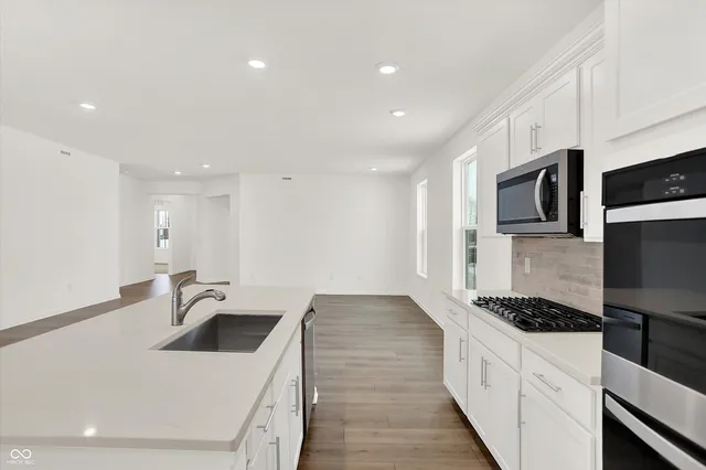 $379,990 | 18452 Depoe Lane, Westfield, IN 46074