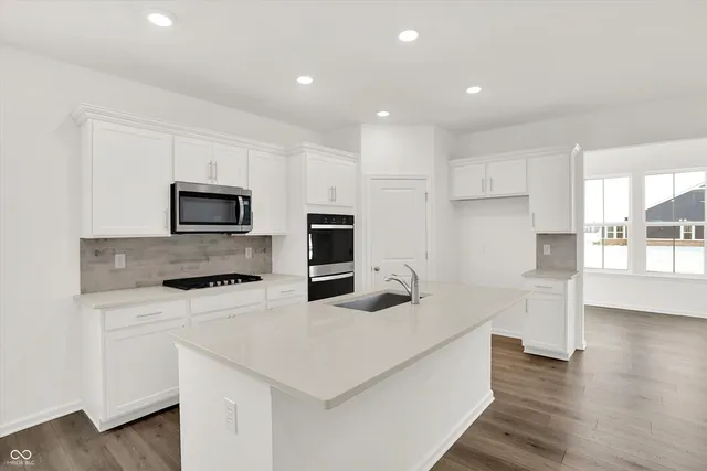 $379,990 | 18452 Depoe Lane, Westfield, IN 46074