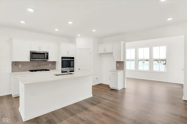 $379,990 | 18452 Depoe Lane, Westfield, IN 46074