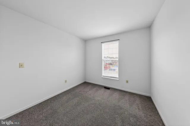 $2,200 | 409 Feather Drive, Newark, DE 19702