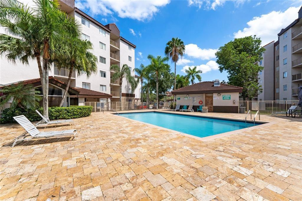 15231 Southwest 80th Street, Unit 410 Miami, FL 33193 - Photo 24 of 26 Photo 24