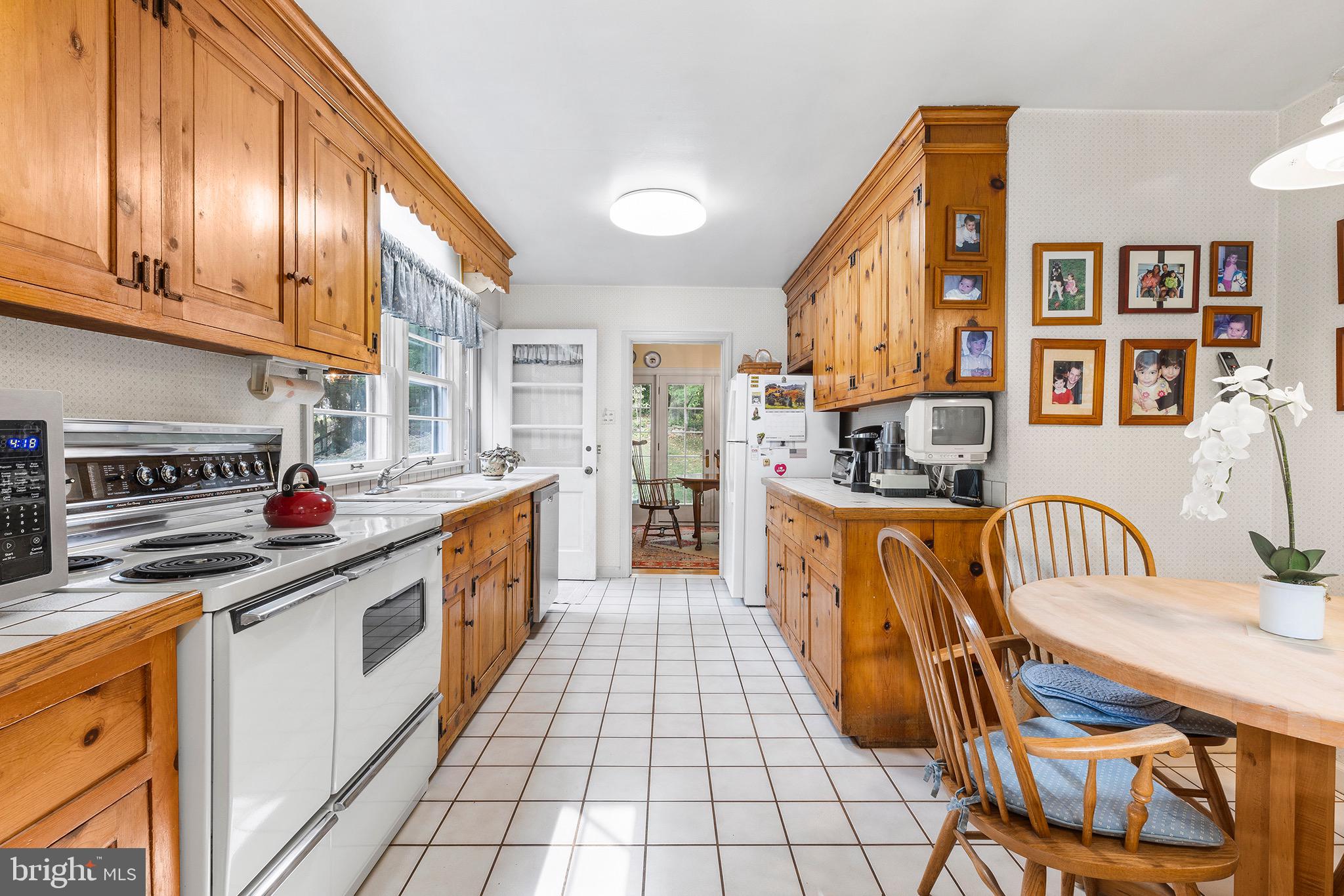 429 Devon State Road Devon, PA 19333 - Photo 17 of 36 Kitchen