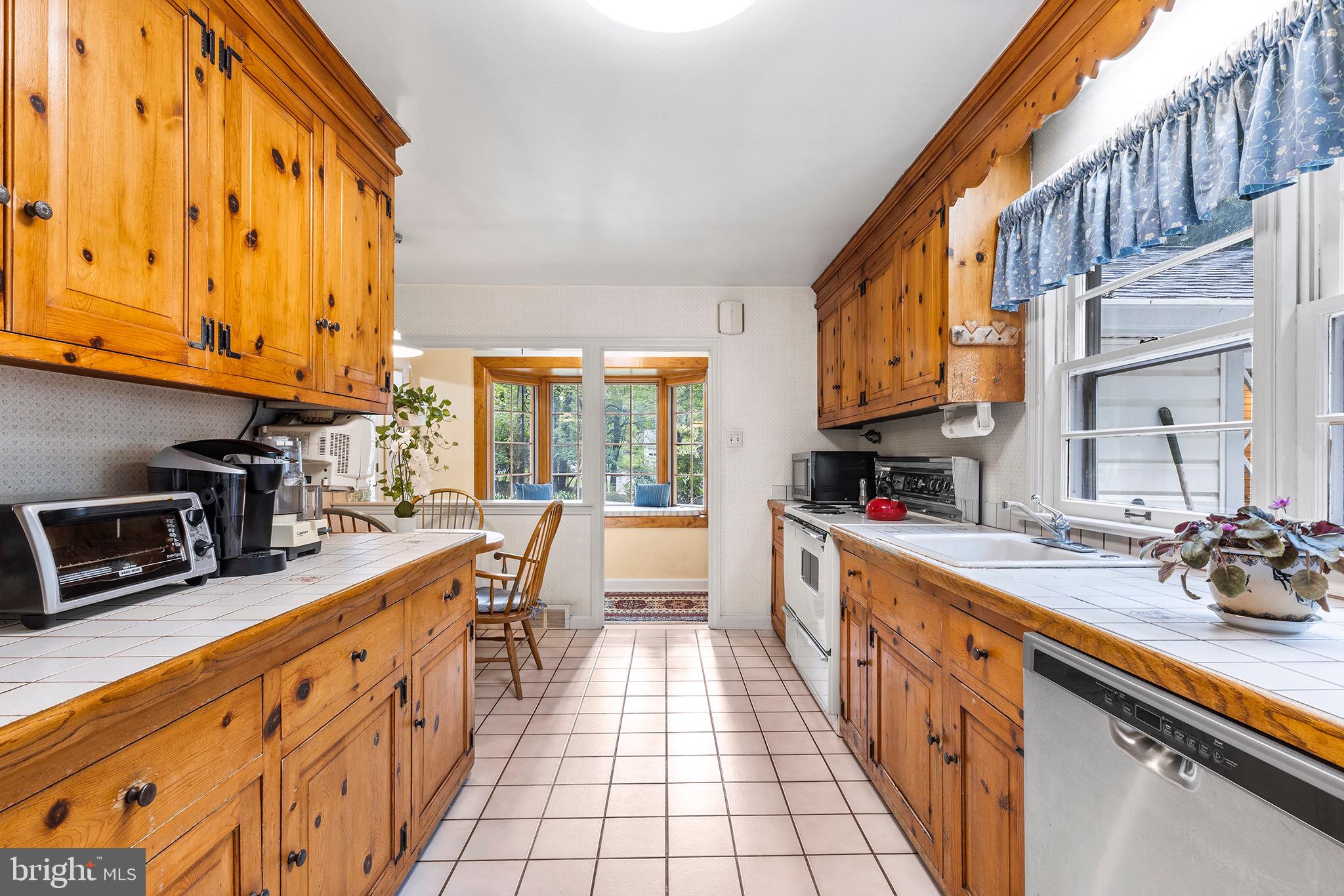 429 Devon State Road Devon, PA 19333 - Photo 20 of 36 Kitchen