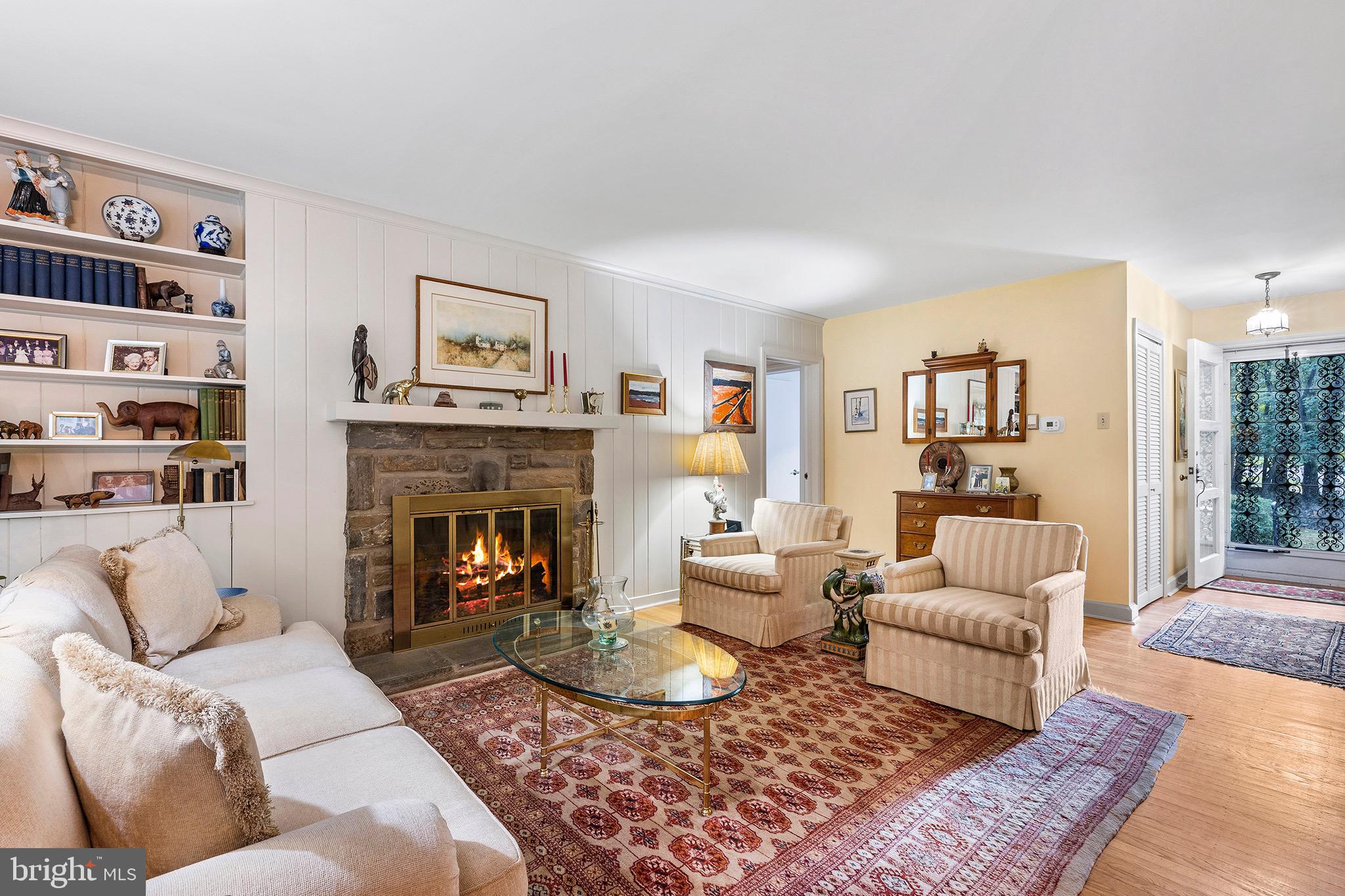 429 Devon State Road Devon, PA 19333 - Photo 7 of 36 Living Room