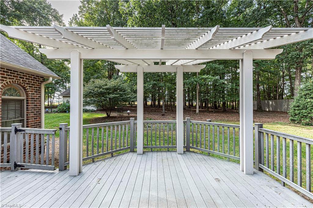 2307 River Run Road Browns Summit, NC 27214 - Photo 40 of 49 Gallery Image 40