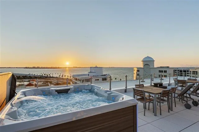 $5,995,000 | 111 Golden Gate Point, Unit 802PH, Sarasota, FL 34236