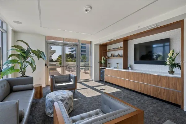 $5,995,000 | 111 Golden Gate Point, Unit 802PH, Sarasota, FL 34236