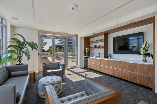 $5,995,000 | 111 Golden Gate Point, Unit 802PH, Sarasota, FL 34236