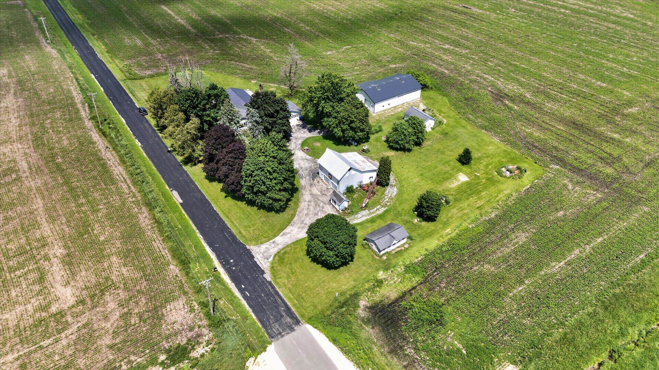 1270 Hillside Road Edgerton, WI 53534 - Photo 71 of 74