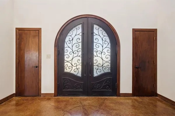 a view of front door with door