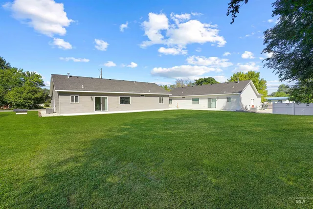 $355,000 | 1432 Heritage Drive, Heyburn, ID 83336