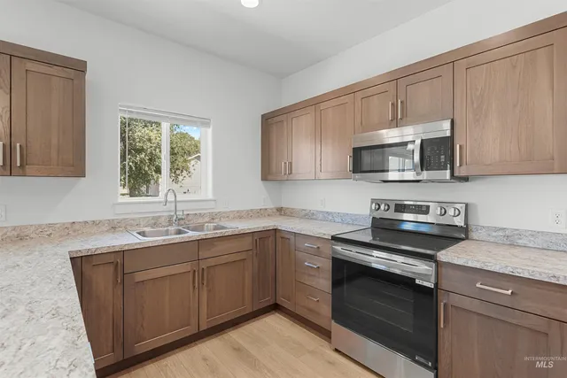 $355,000 | 1432 Heritage Drive, Heyburn, ID 83336