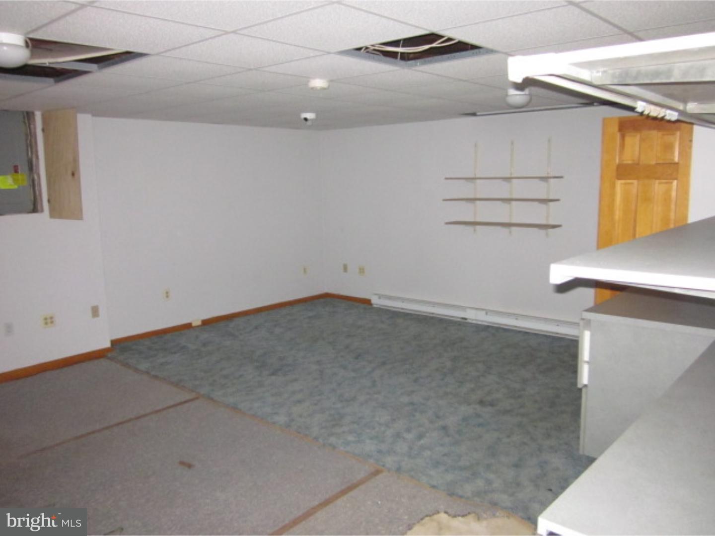342 Ridgway Street Mount Holly, NJ 08060 - Photo 4 of 23 Gallery Image 4