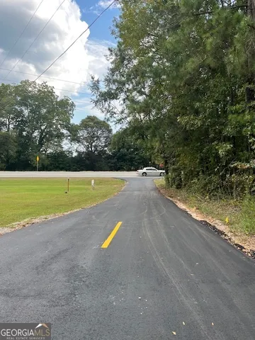 a view of a tennis court