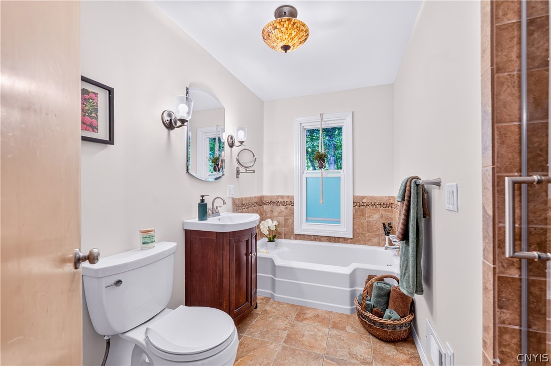 45 Arlington Road Utica, NY 13501 - Photo 20 of 50