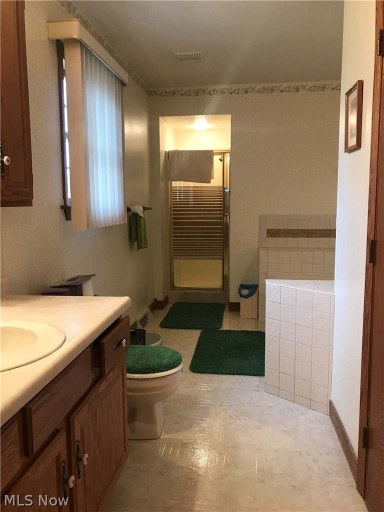5131 Tippecanoe Road Youngstown, OH 44512 - Photo 9 of 11 Gallery Image 9