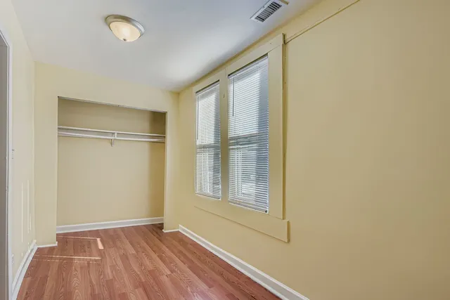 $1,700 | 6327 North Francisco Avenue, Unit 2, Chicago, IL 60659