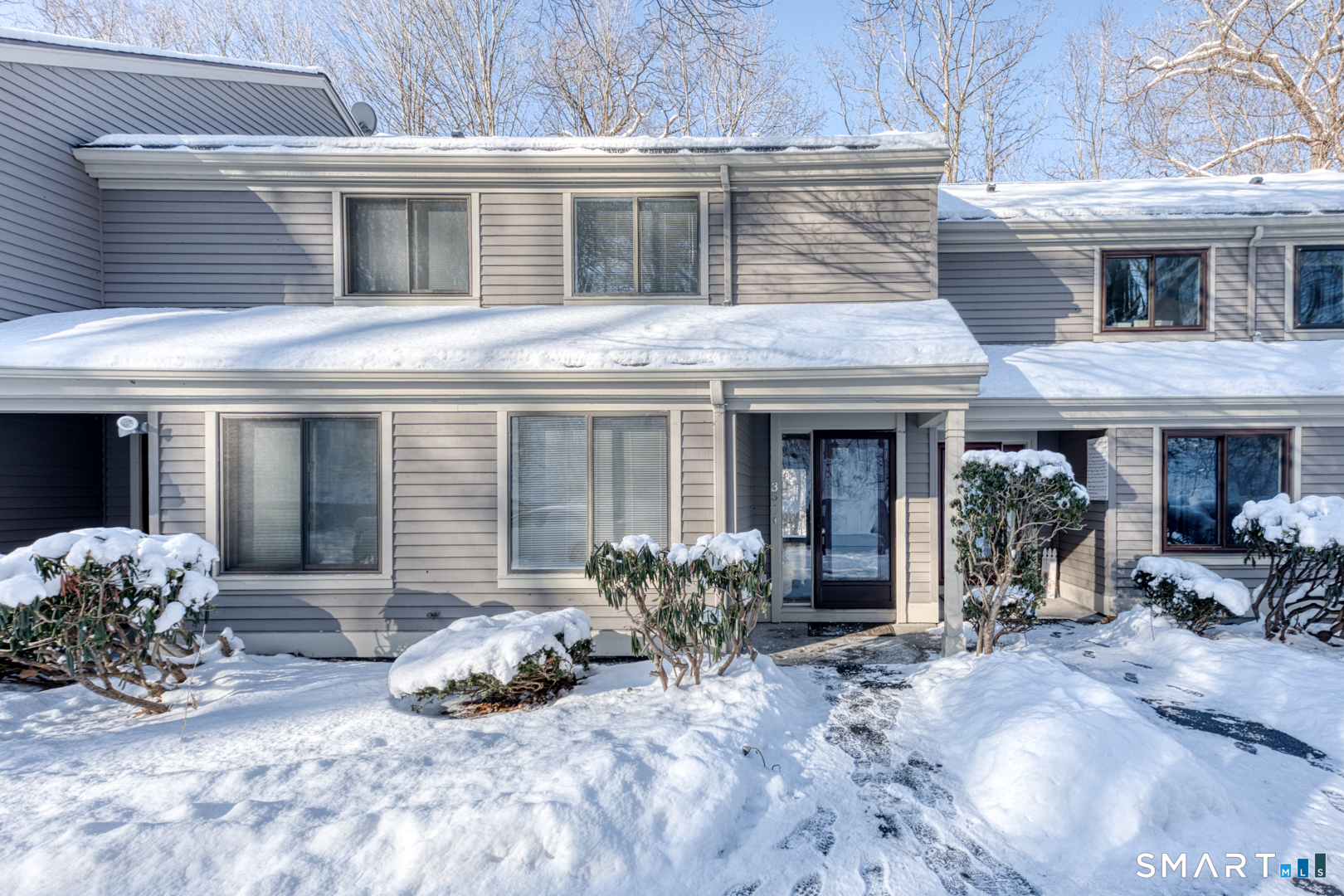 35 Riveredge Drive, Unit 35 Winsted, CT 06098 - Photo 3 of 33